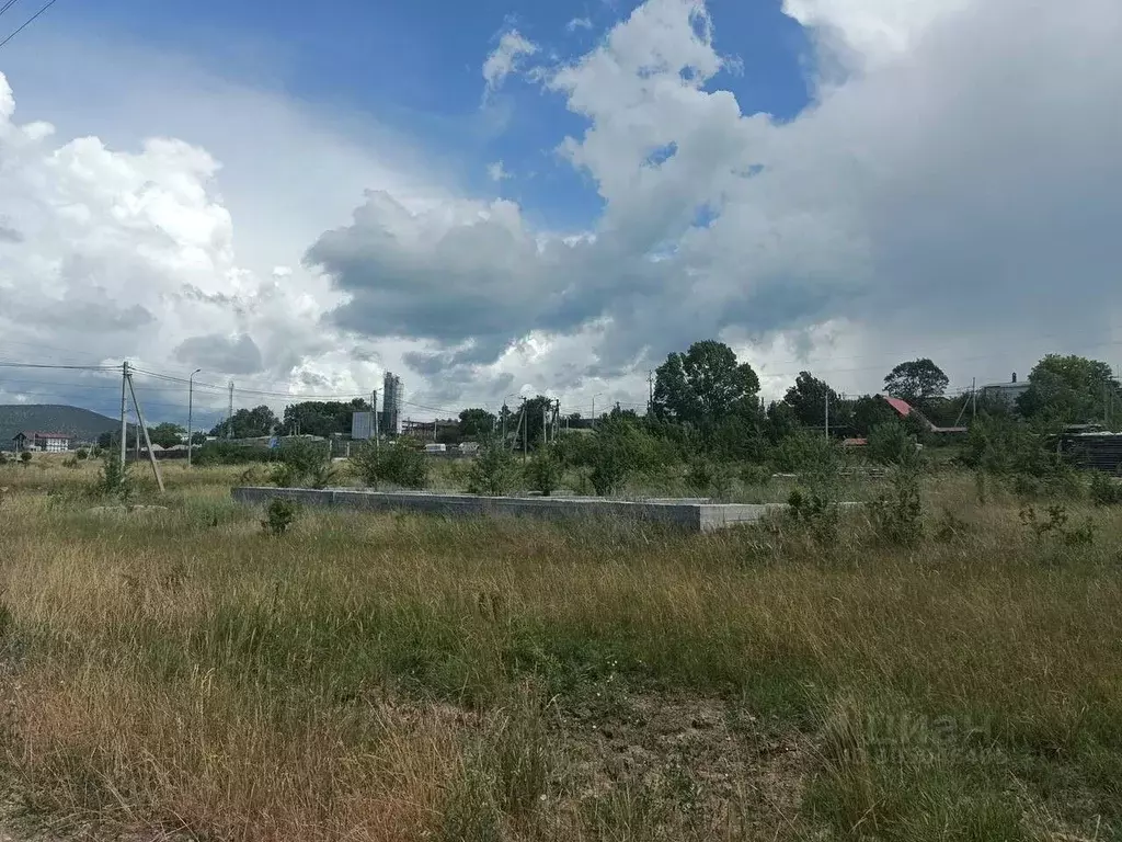 Участок в Севастополь с. Орлиное, ул. Пушкина, 18 (8.0 сот.) - Фото 0