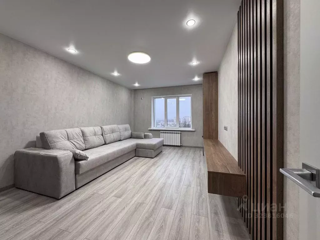 2-к кв. Смоленская область, Смоленск Кловская ул., 11А (75.0 м) - Фото 1