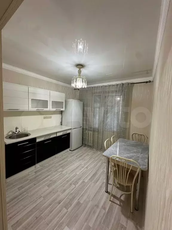 2-к. квартира, 56 м, 8/9 эт. - Фото 1
