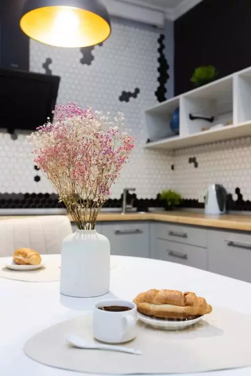 1-к кв. Челябинская область, Челябинск ул. Чичерина, 36В (52.5 м) - Фото 1