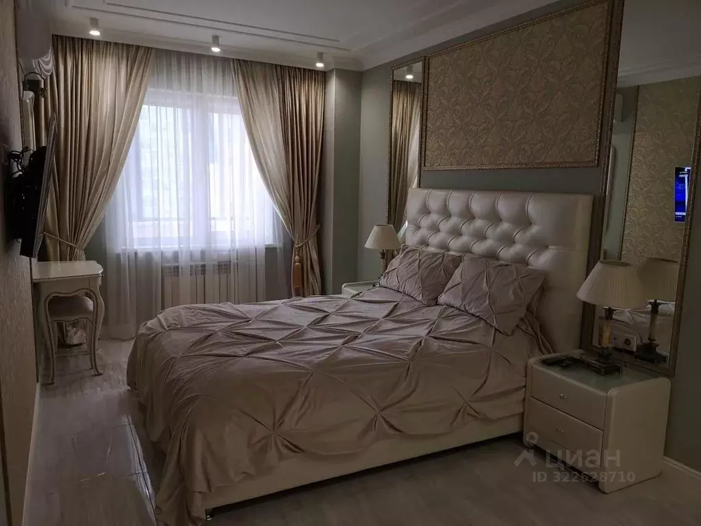 2-к кв. Саха (Якутия), Якутск ул. Ларионова, 16 (70.0 м) - Фото 1