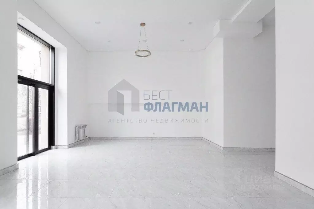 Помещение свободного назначения в Москва Садовая-Черногрязская ул., ... - Фото 0