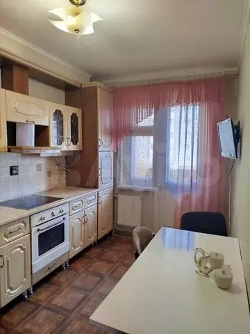 2-к. квартира, 58 м, 7/10 эт. - Фото 0