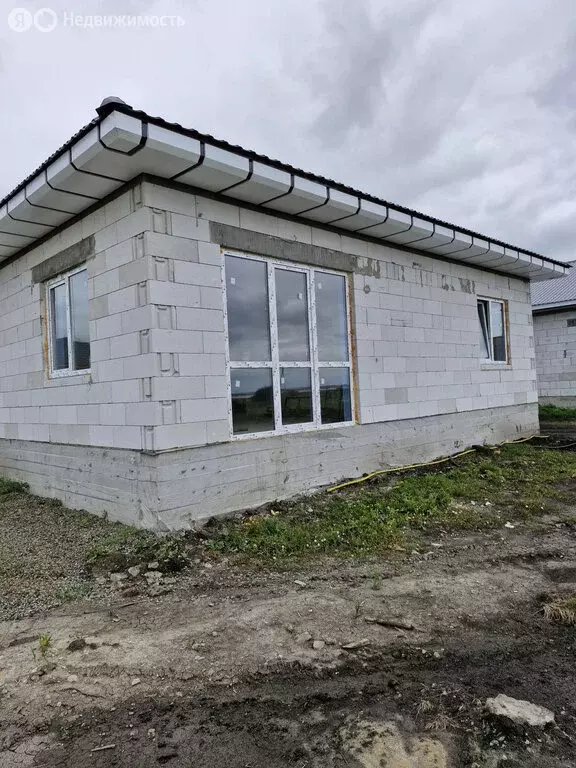 Дом в посёлок Петровский, Торговая улица (120 м) - Фото 1