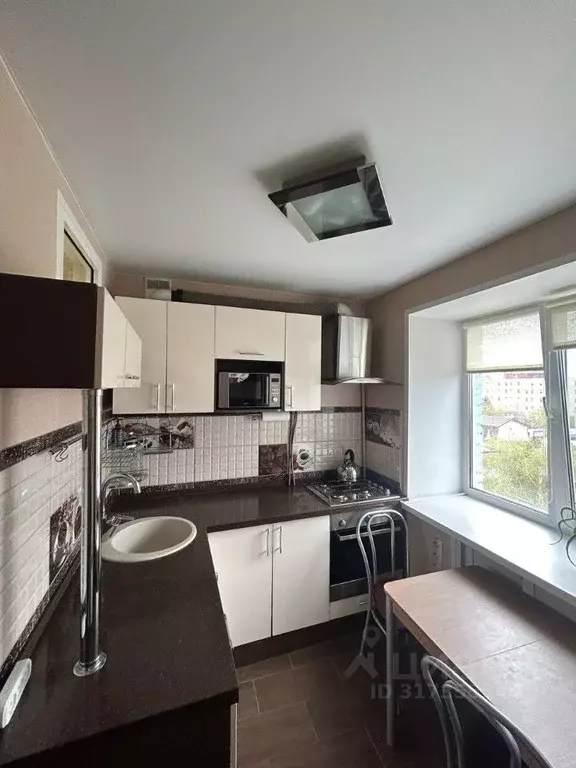 2-к кв. Томская область, Томск Красный пер., 4 (45.0 м) - Фото 0