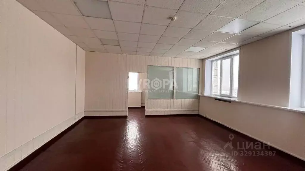 Офис в Ульяновская область, Ульяновск ул. Спасская, 5 (47 м) - Фото 1