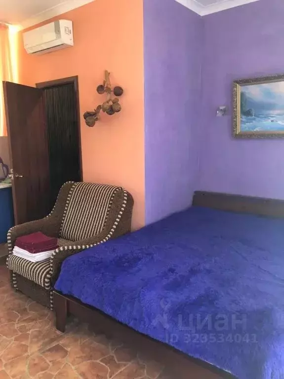 Комната Крым, Алушта муниципальный округ, Партенит пгт ул. Горная, 8 - Фото 1