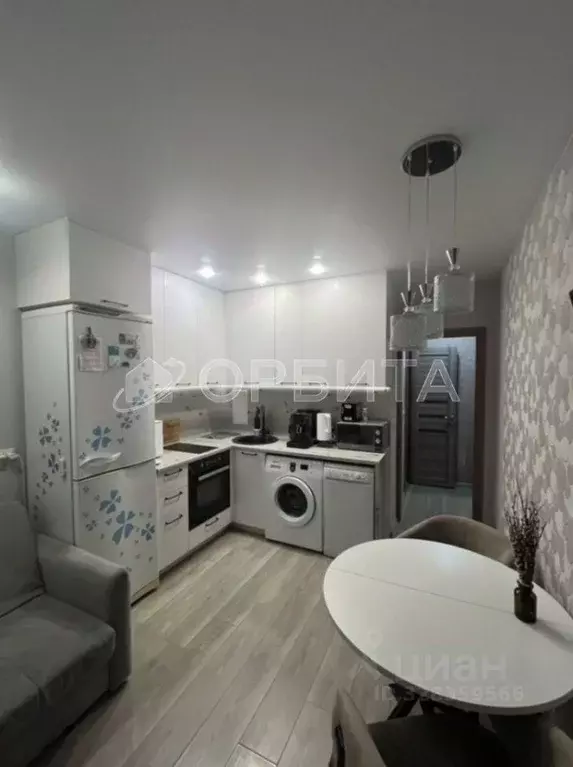 1-к кв. Тюменская область, Тюмень ул. Александра Протозанова, 12к1 ... - Фото 2