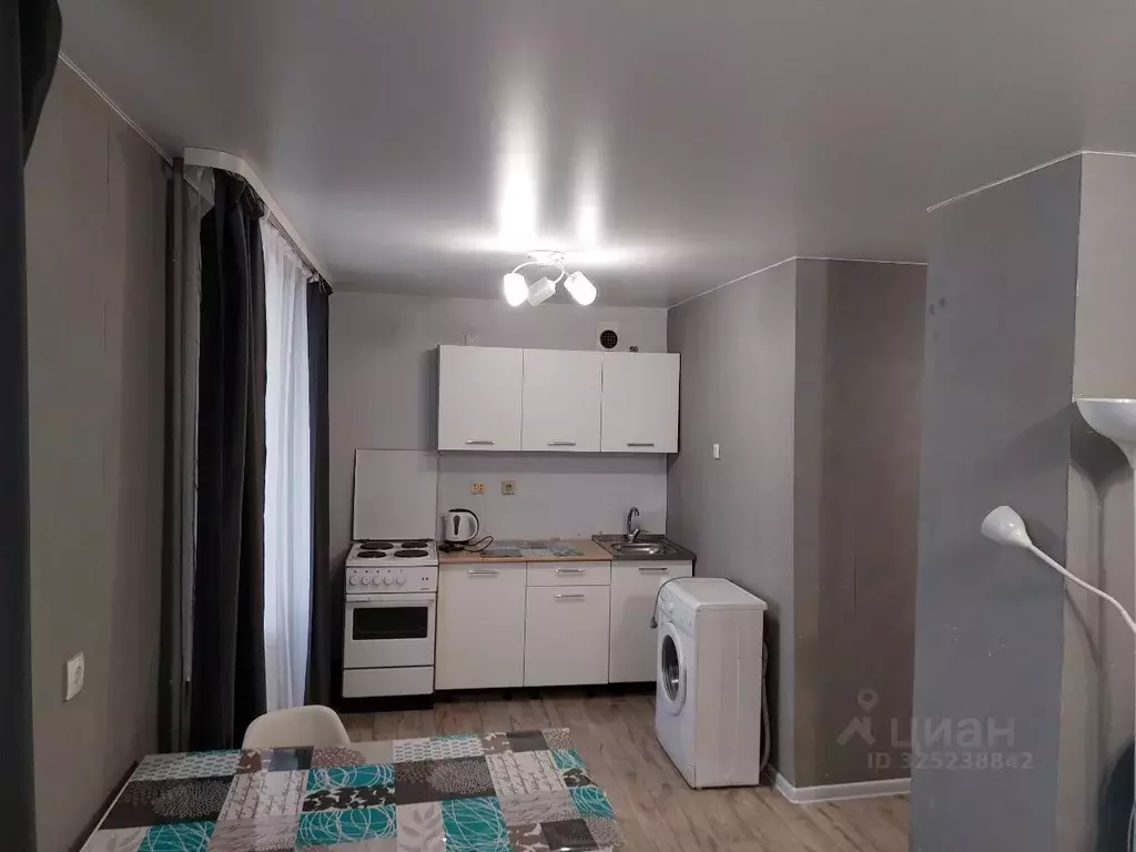 Студия Свердловская область, Екатеринбург ул. Сулимова, 6А (27.8 м) - Фото 1