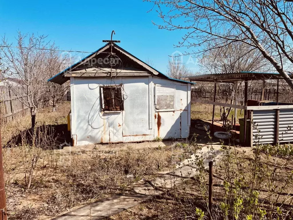 Дом в Волгоградская область, Волжский Радуга СНТ, ул. Метеор (9 м) - Фото 0