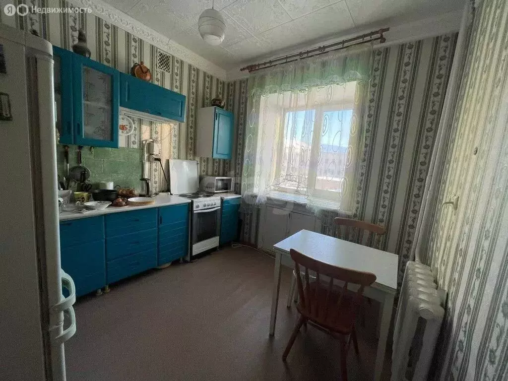 4-комнатная квартира: Якутск, улица Орджоникидзе, 3/1 (84.6 м) - Фото 1