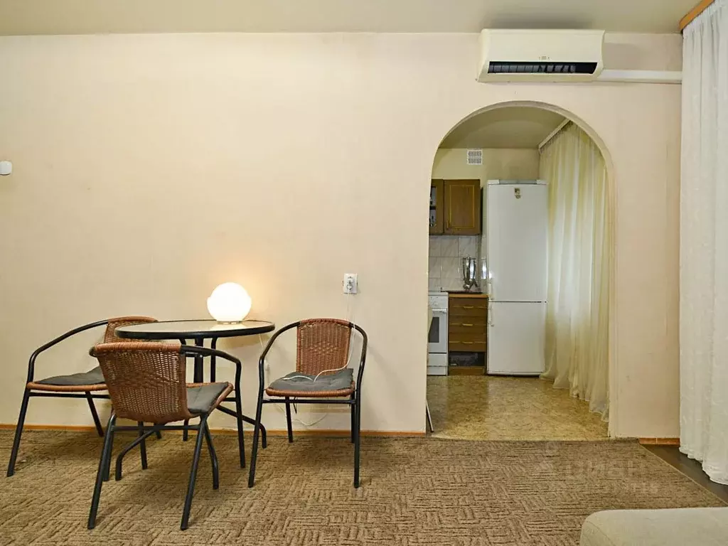 5-к кв. Новосибирская область, Новосибирск ул. Никитина, 64 (95.2 м) - Фото 0