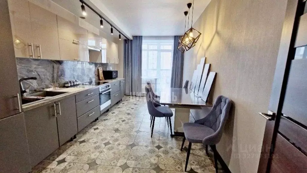 2-к кв. Воронежская область, Воронеж Ракетный пер., 2 (71.0 м) - Фото 1