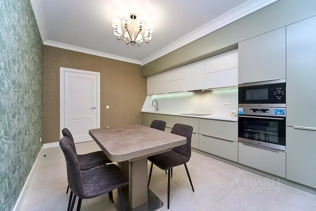 2-к кв. Краснодарский край, Краснодар Дальняя ул., 8к1 (70.6 м) - Фото 1