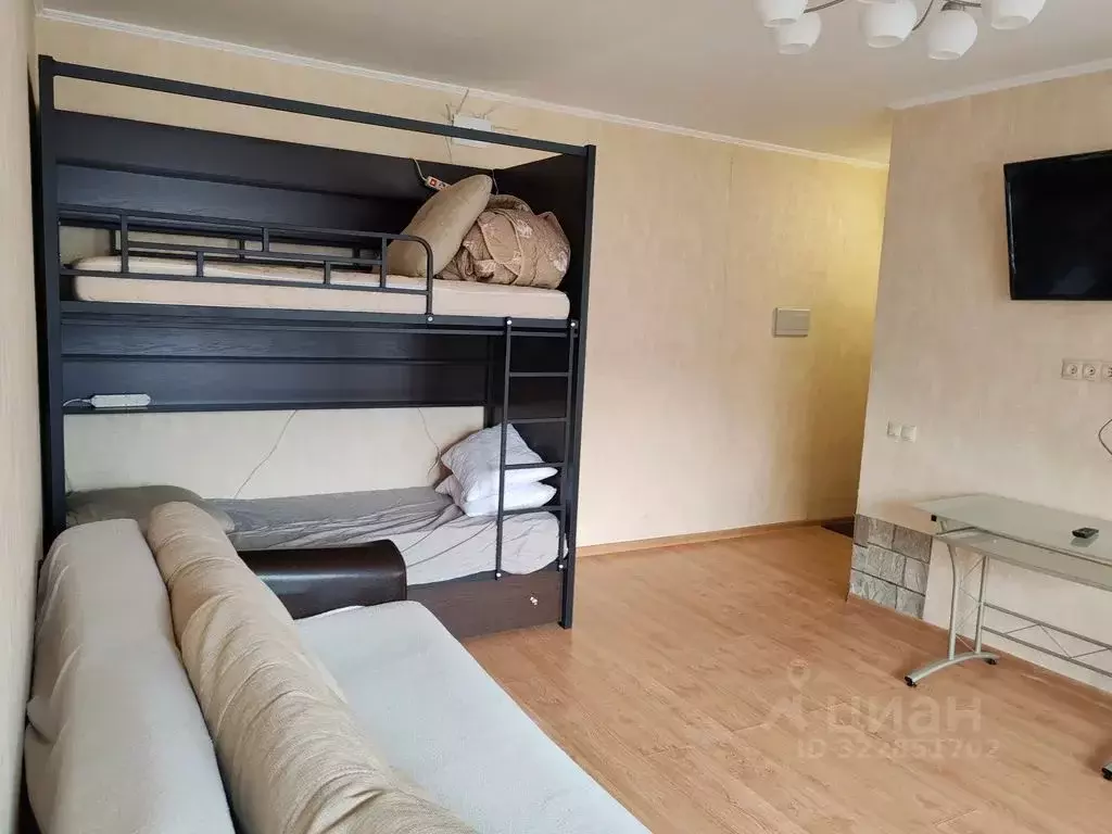 2-к кв. Московская область, Кубинка Армейская ул., 3 (43.0 м) - Фото 2