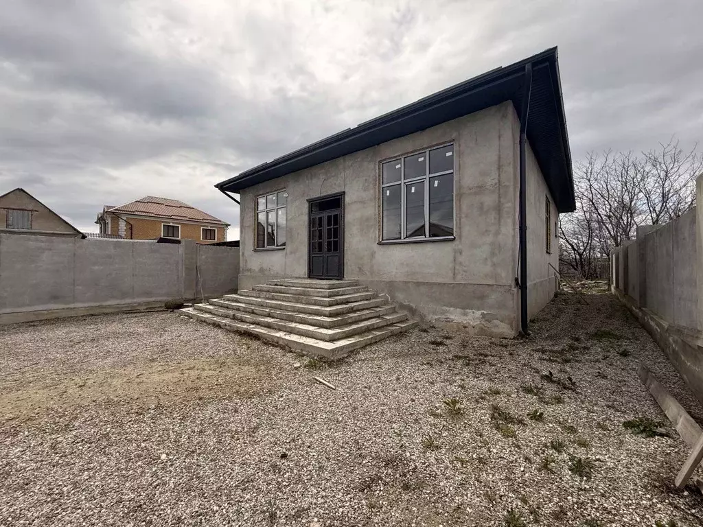 Дом в Кабардино-Балкария, Чегем Конечный пер., 4 (160 м) - Фото 1