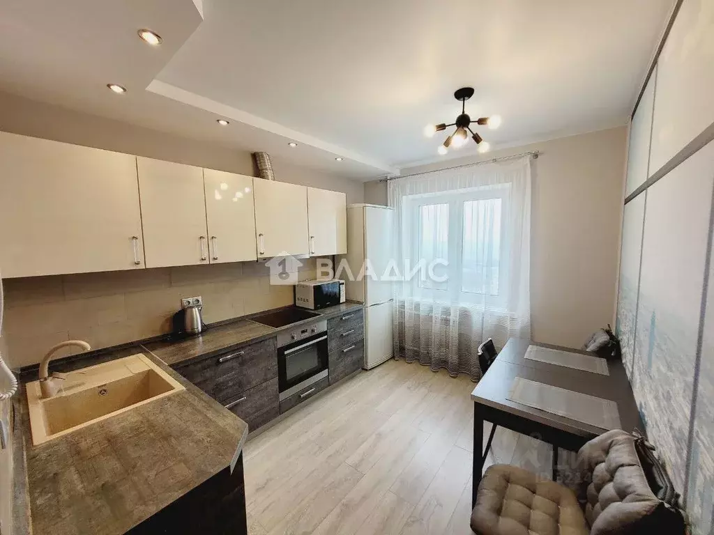 2-к кв. Владимирская область, Владимир Садовая ул., 11а (60.0 м) - Фото 1