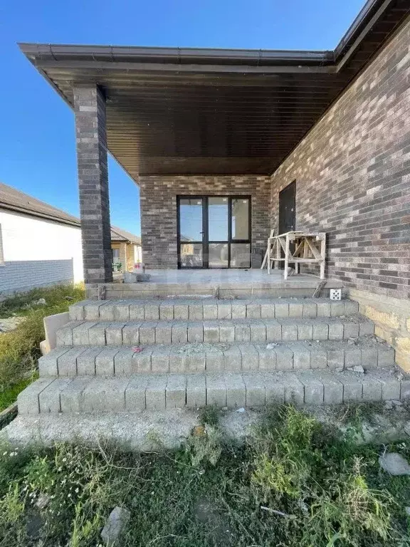 Дом в Ставропольский край, Михайловск Шпаковский район, ул. Вячеслава ... - Фото 2