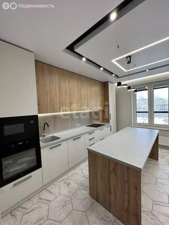 2-комнатная квартира: Томск, улица Пушкина, 61/2 (77 м) - Фото 1