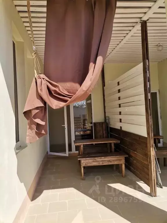 2-к кв. Крым, Черноморский район, Оленевское с/пос, с. Оленевка ул. ... - Фото 1