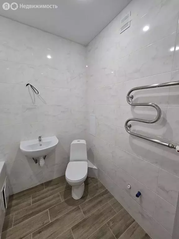 2-комнатная квартира: Калининград, Суздальская улица, 20к1 (52 м) - Фото 0