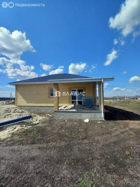 Дом в село Стрелецкое, улица Рыжкова (97 м) - Фото 1