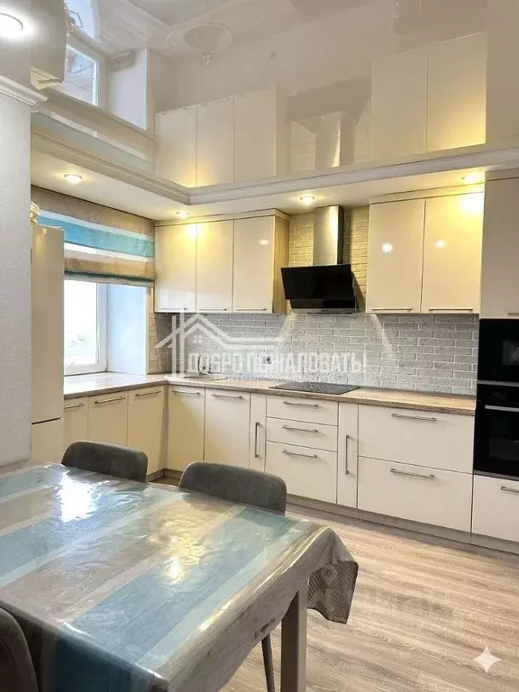 3-к кв. Хакасия, Абакан ул. Чертыгашева, 114 (63.3 м) - Фото 1