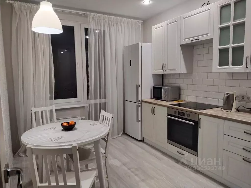 2-к кв. Татарстан, Казань ул. Родины, 24Б (51.0 м) - Фото 2