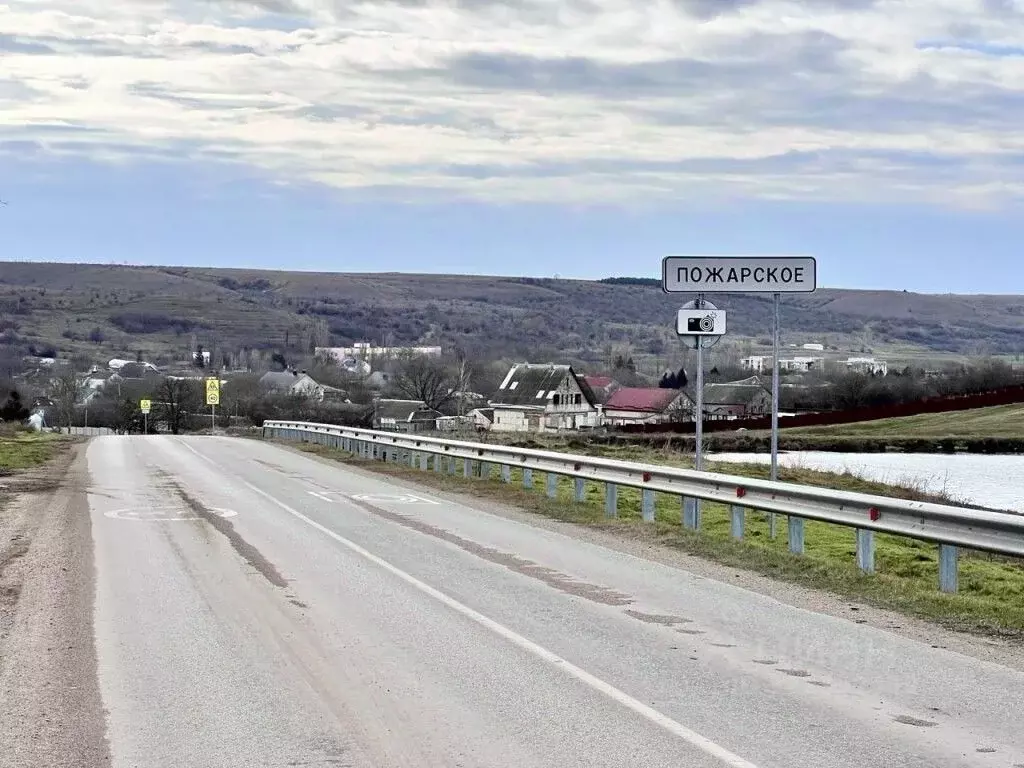 Участок в Крым, Симферопольский район, с. Пожарское ул. Малая, 19 ... - Фото 1