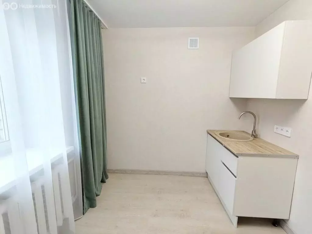 Квартира-студия: Ижевск, Майская улица, 21 (13 м) - Фото 2