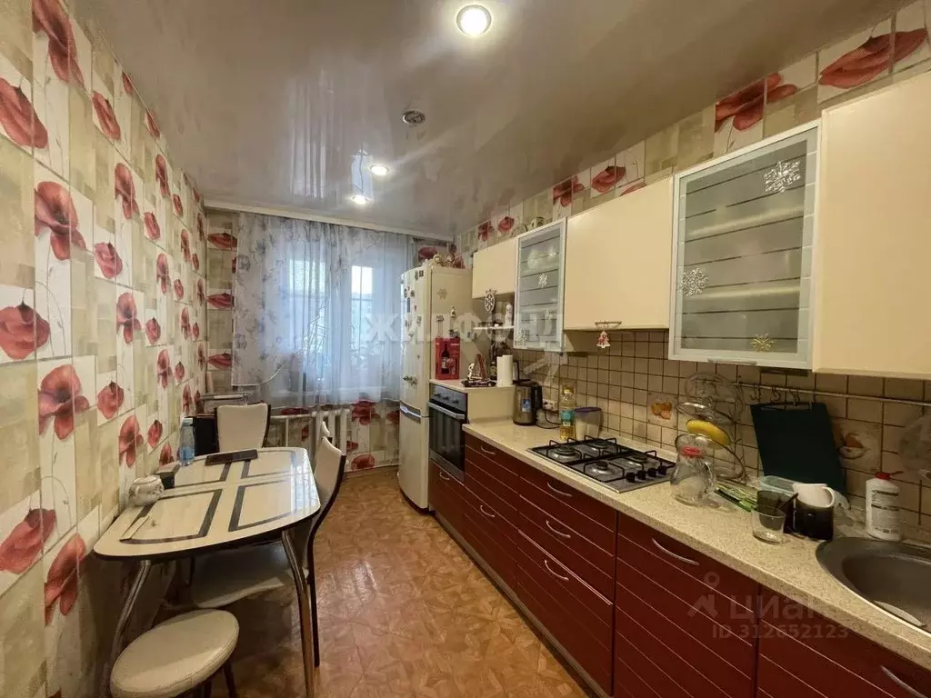 2-к кв. Иркутская область, Ангарск 29-й мкр, 19 (51.0 м) - Фото 1