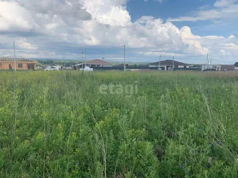 Дом в Белгородская область, Старооскольский городской округ, с. ... - Фото 0