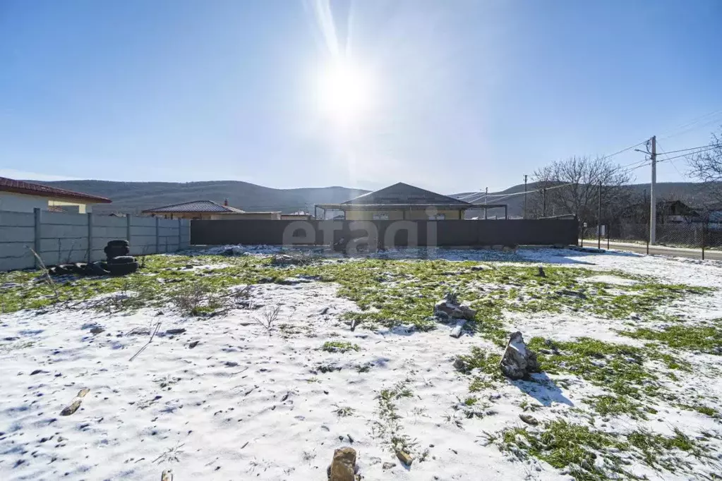 Участок в Севастополь с. Гончарное, ул. Новоселов, 1 (5.0 сот.) - Фото 1