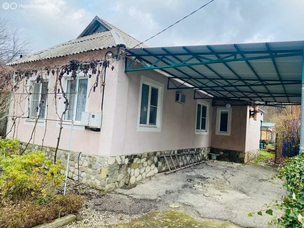 Дом в село Адербиевка, Октябрьская улица (57 м) - Фото 1