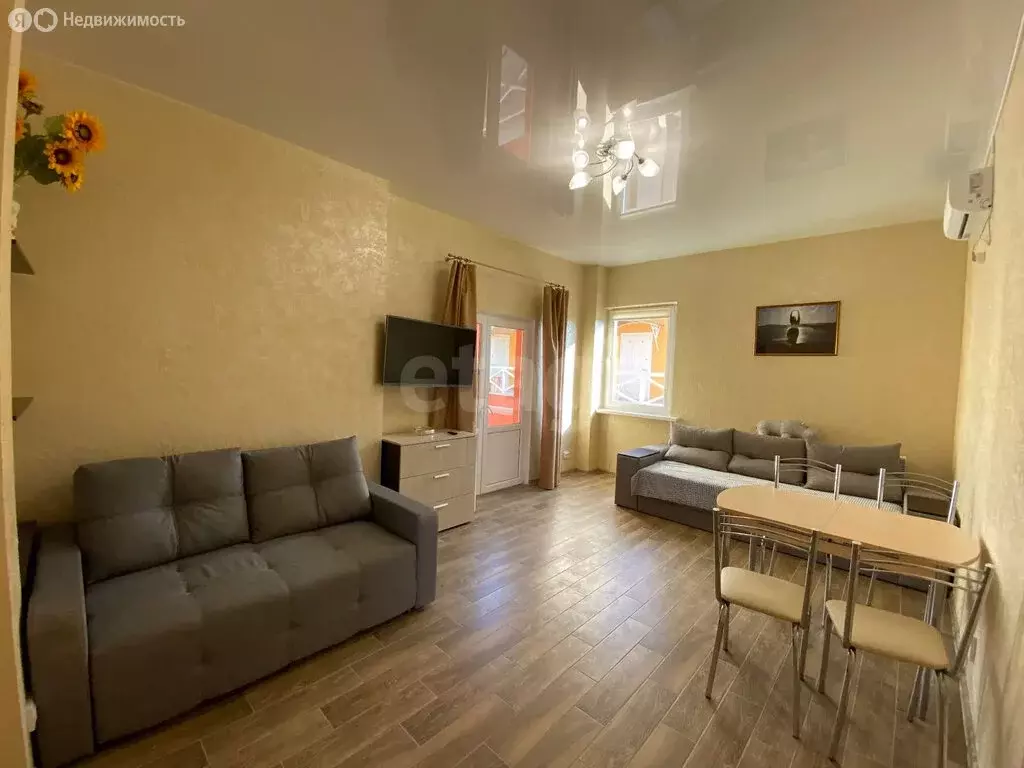 1-комнатная квартира: Севастополь, улица Челнокова, 13/8 (45 м) - Фото 1