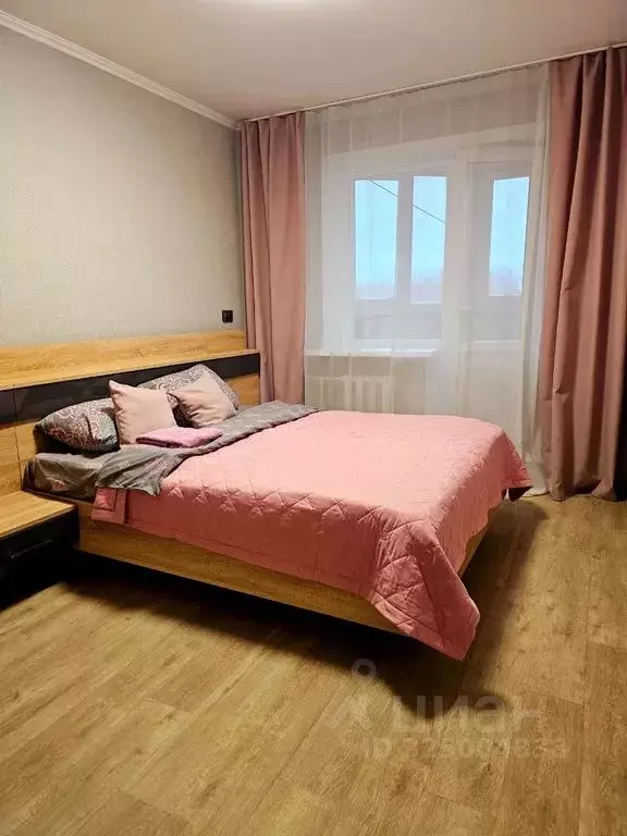 2-к кв. Сахалинская область, Южно-Сахалинск просп. Мира, 290А (56.0 м) - Фото 1