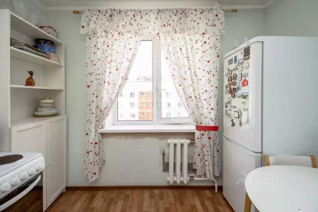 2-к кв. Тюменская область, Тюмень Ямская ул., 73к2 (54.0 м) - Фото 0