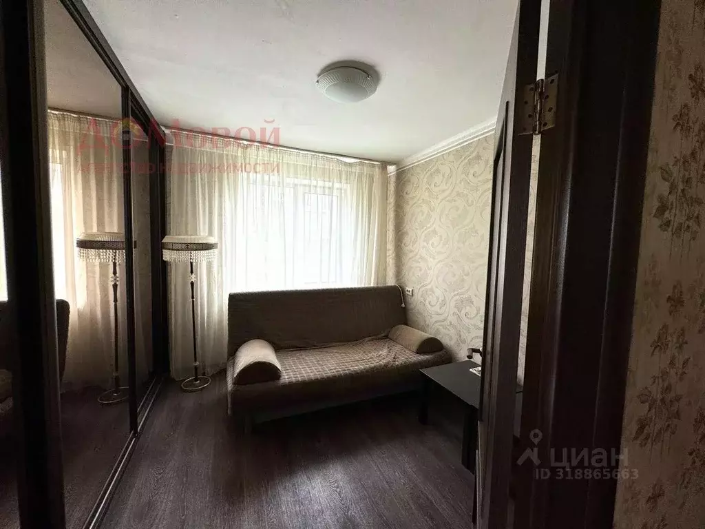 3-к кв. Смоленская область, Смоленск ул. Кирова, 27Б (47.0 м) - Фото 1