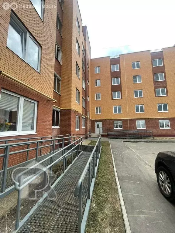 3-комнатная квартира: деревня Гальчино, бульвар 60-летия СССР, 19к3 ... - Фото 2