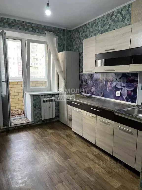2-к кв. Тюменская область, Тюмень ул. Андрея Бушуева, 4к1 (51.3 м) - Фото 1