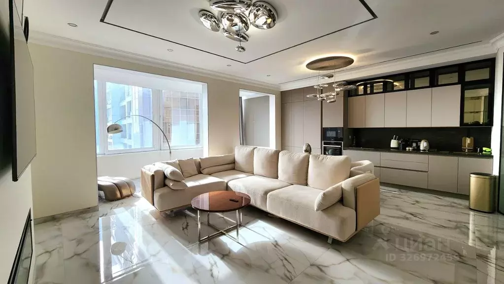 3-к кв. Краснодарский край, Сочи Центральный мкр, ул. Первомайская, 21 ... - Фото 0