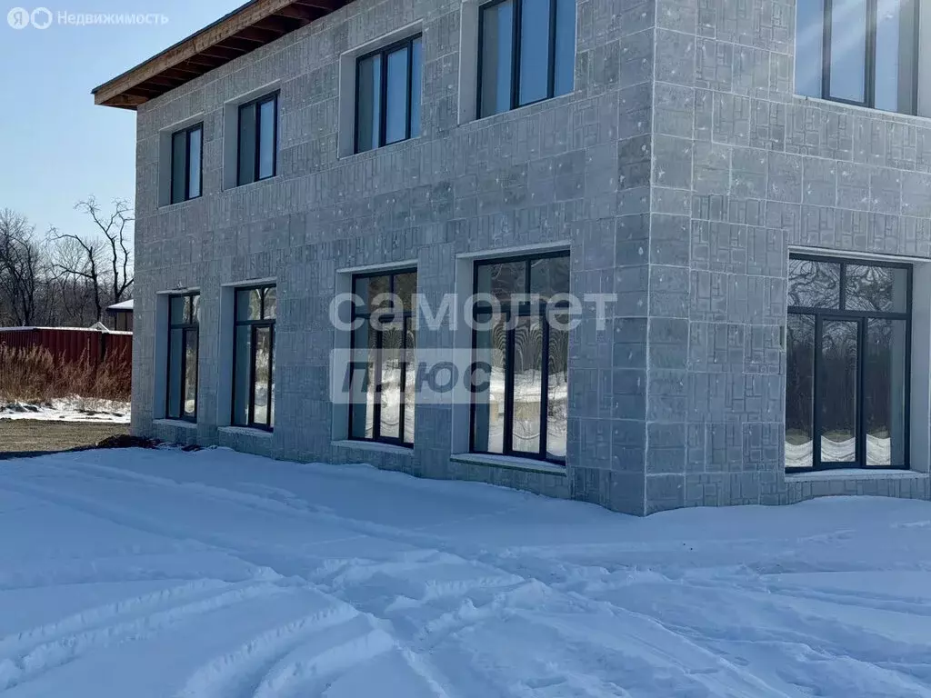 Дом в посёлок Трудовое, Суворовская улица, 71 (180 м) - Фото 1