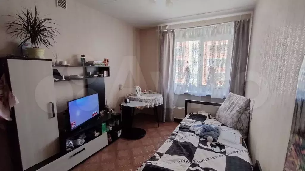 Комната 12,3 м в 8-к., 5/9 эт. - Фото 1