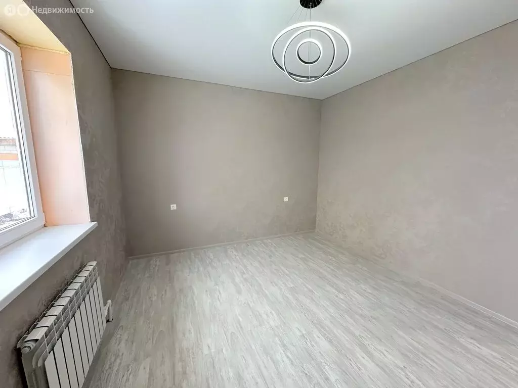 Дом в Волжский, квартал Погромное, Кленовая улица (105.7 м) - Фото 1