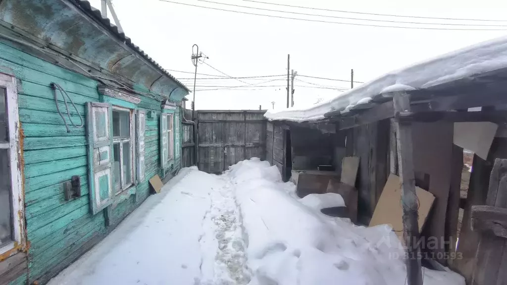 Дом в Омская область, Омск Порт-Артур мкр, ул. 1 Мая, 48 (69 м) - Фото 1