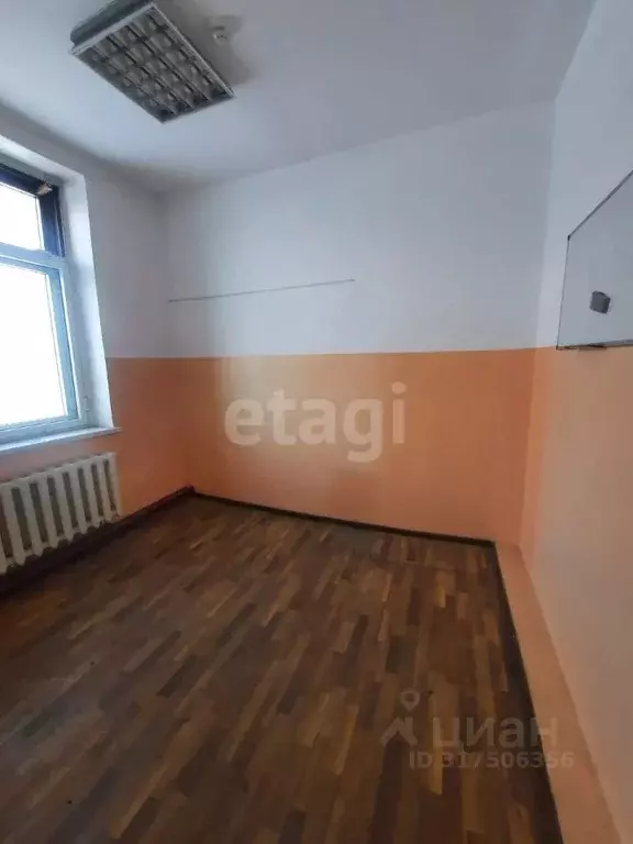 Офис в Сахалинская область, Южно-Сахалинск просп. Мира, 64 (15 м) - Фото 1