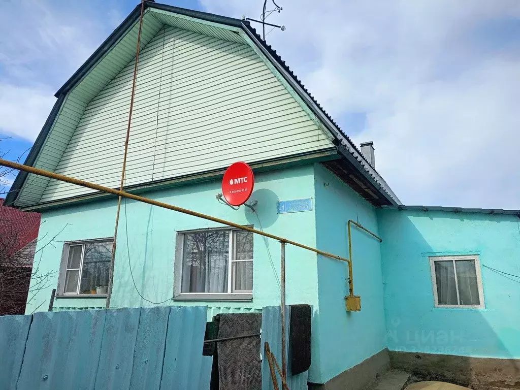 Дом в Челябинская область, Челябинск пос. 2-й Аэропорт, 21 (75 м) - Фото 1