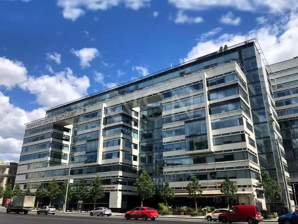 Офис в Москва ул. Земляной Вал, 9 (910 м) - Фото 1