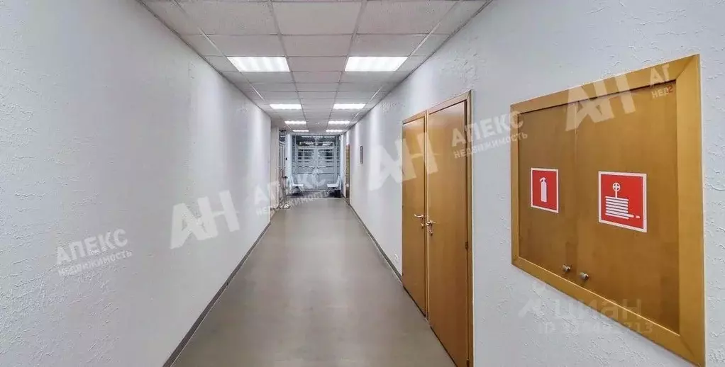 Помещение свободного назначения в Москва ул. Ивана Бабушкина, 16 (30 ... - Фото 2