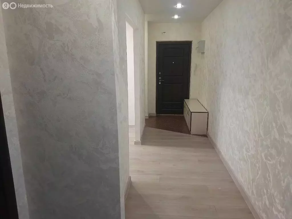 3-комнатная квартира: Тюмень, улица Мебельщиков, 4 (65.5 м) - Фото 2